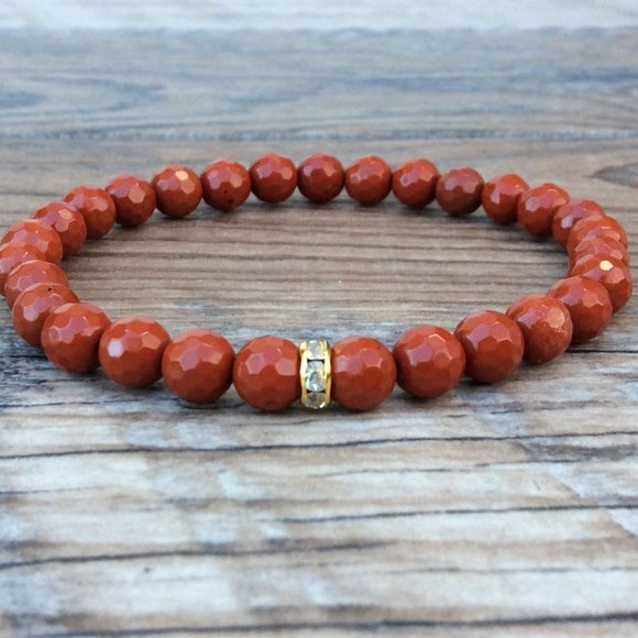 Red Jasper bracelet - dainty bracelet 6mm, root chakra, crystal healing - Picture 5 of 10